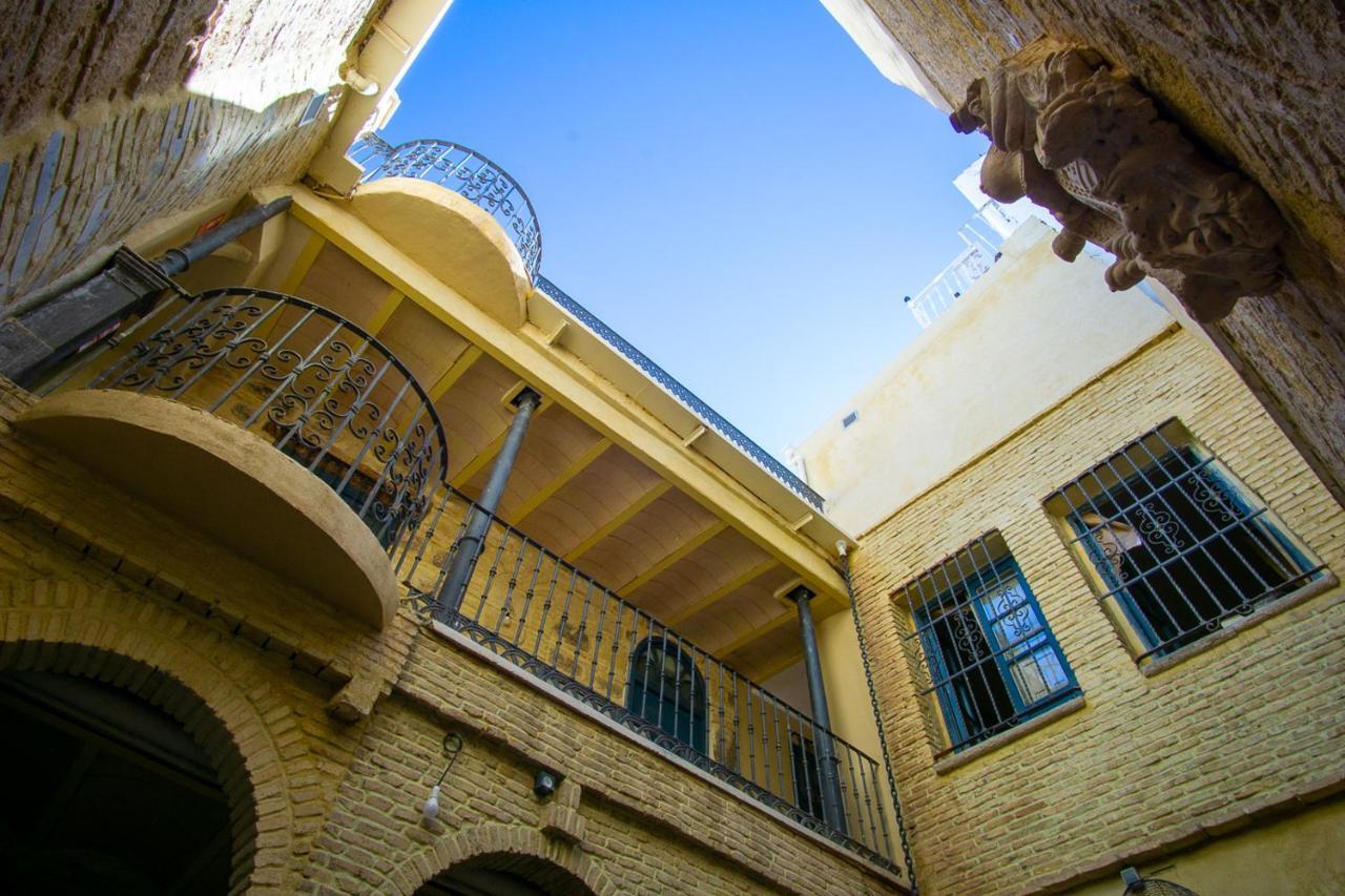 Apartamentos Sharis Jerez de la Frontera Exterior foto