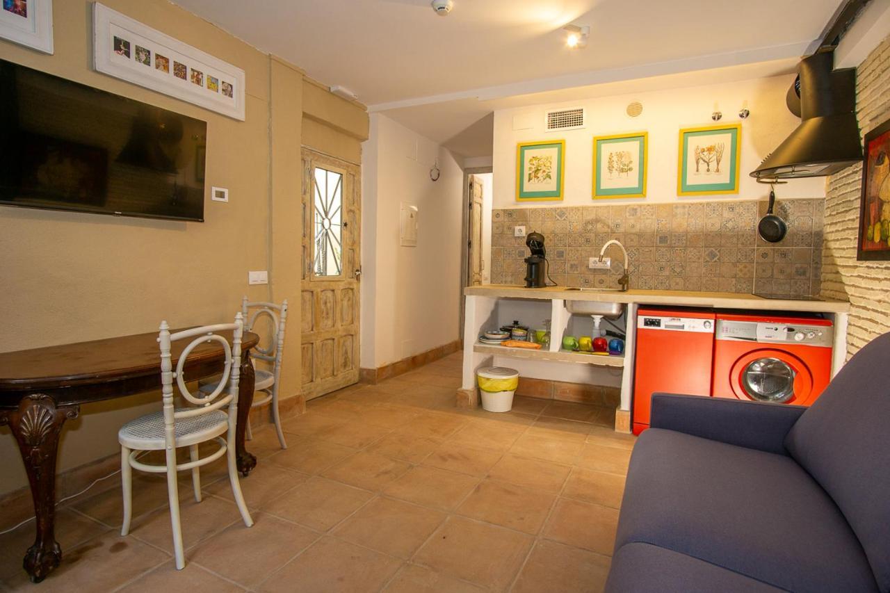 Apartamentos Sharis Jerez de la Frontera Exterior foto